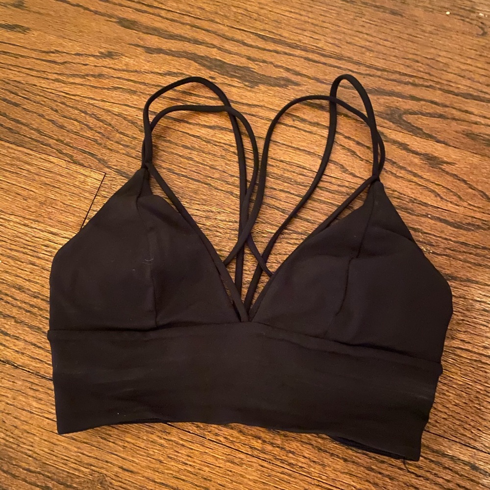 Lululemon sports bra